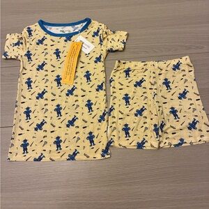 NWT Cute Cotton Blue Robot Print Kids Pajamas set size 5T
